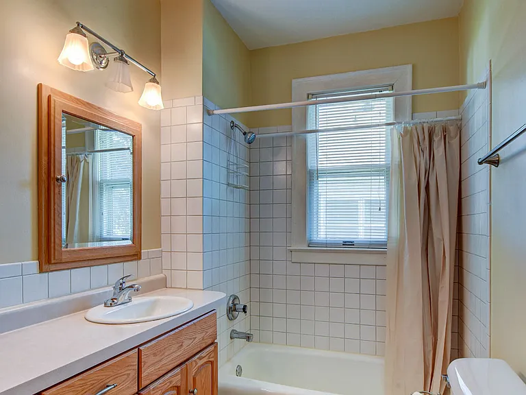 1004 Glenwood Ave #1 — Photo 4