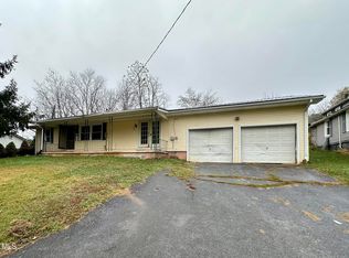 184 Hillcrest Rd, Bluff City, TN 37618