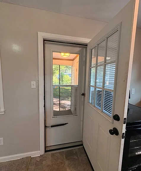 15 Culpepper Ave — Photo 9