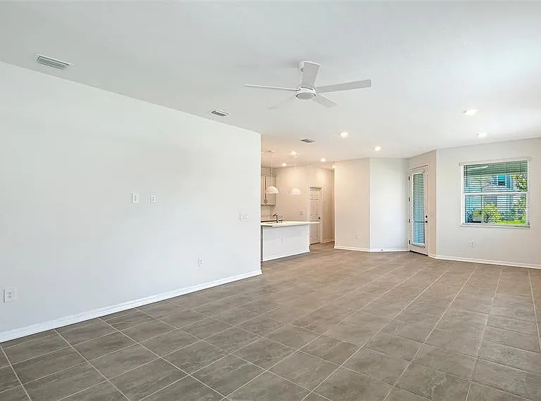 1763 Spreader Ln — Photo 3