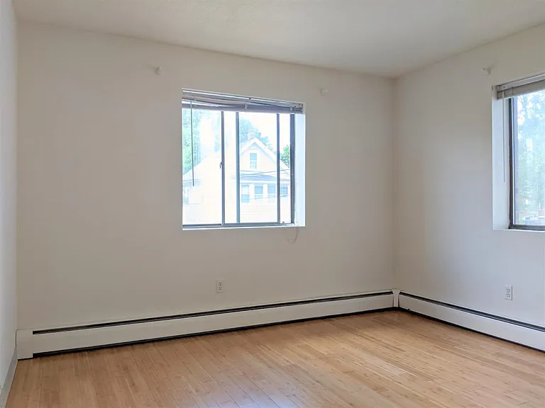 12 Cameron Ave #6 — Photo 10