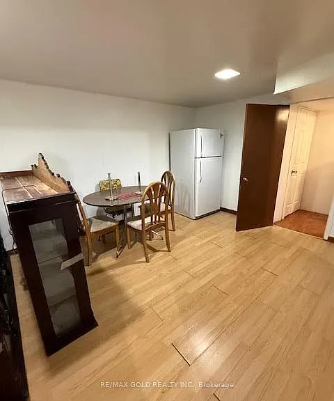 87 Lexington Ave — Photo 3
