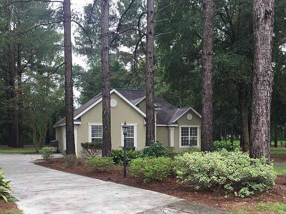 3rd image of 2550 Westover Dr