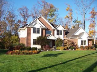 7691 Deep Woods Ct, Springboro, OH 45066