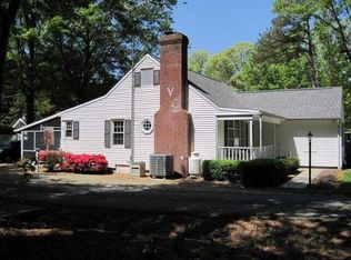 302 Chestnut Point Rd, Lancaster, VA 22503