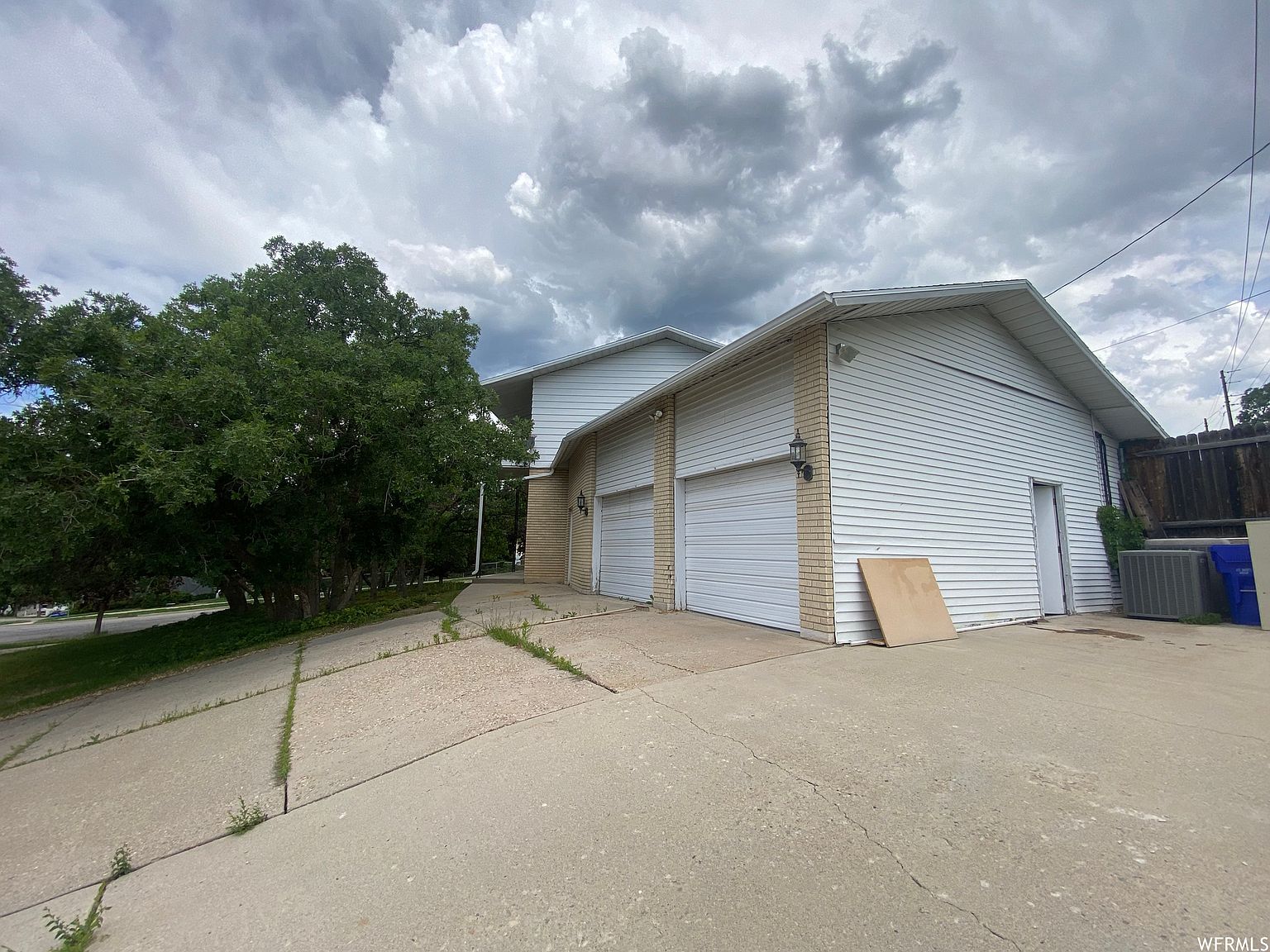 2177 S Bonneview Dr, Bountiful, UT 84010 MLS 1883392 Zillow