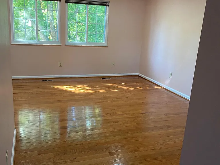 2846 S Meade St — Photo 4