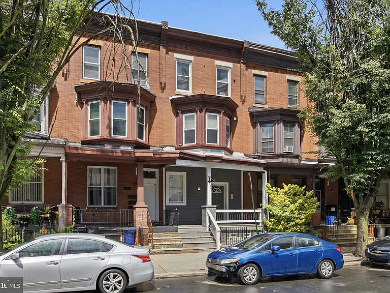 2238 N Park Ave #B — Photo 17