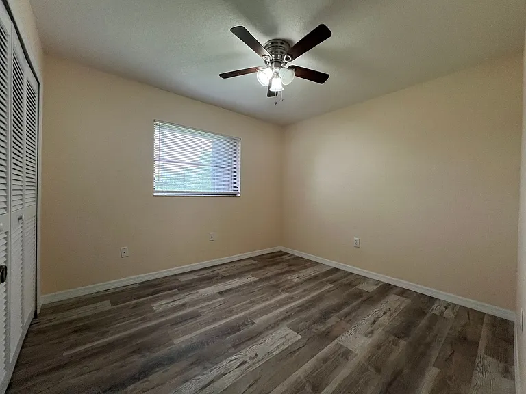 18090 Avonsdale Cir — Photo 24