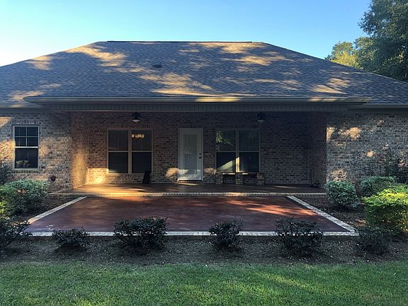 2nd image of 2905 Peachtree Dr