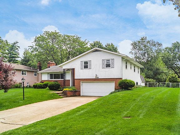 3rd image of 3799 Darbyshire Dr