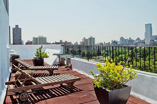 Sold by A & I Broadway | media 17