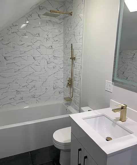 1925 S May St #3R — Photo 19