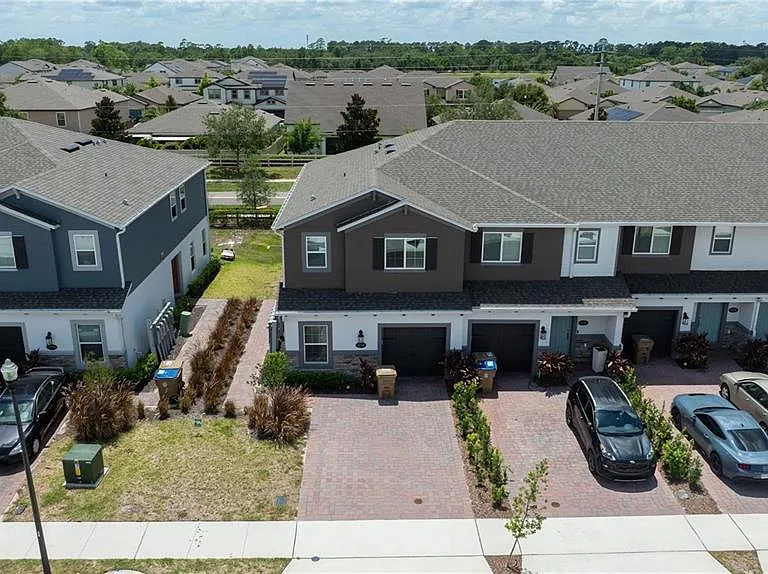 2782 Narcoossee Commons Way — Photo 1