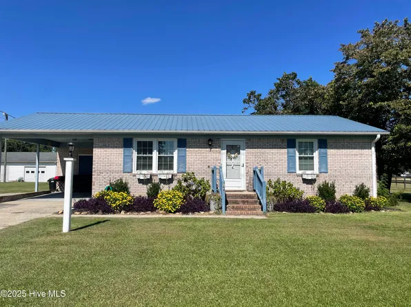 764 Jesse Hill Road, Snow Hill, NC 28580