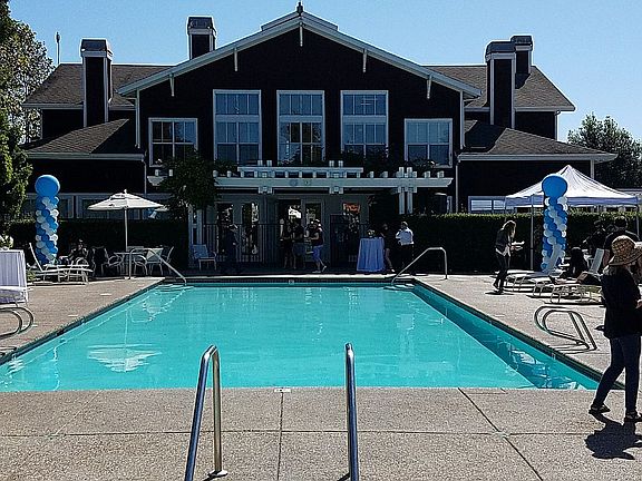 2nd image of 172 Bayside Ct.