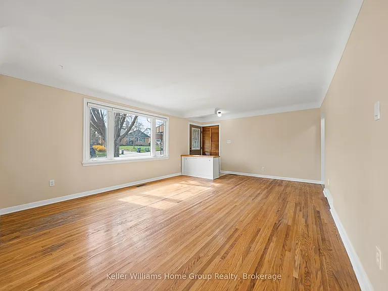 20 Cadillac Dr — Photo 10
