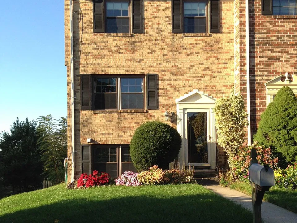 25 Casey Ct