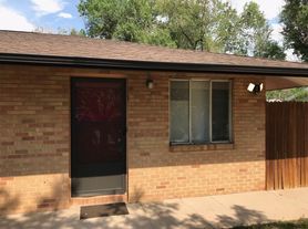 Wood Ave 2915