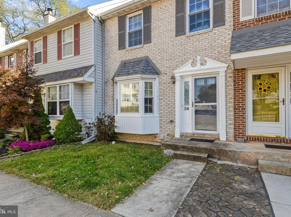 36 Townview Dr, West Grove, PA 19390