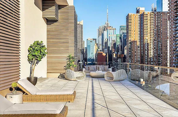 Rented by Douglas Elliman | media 29