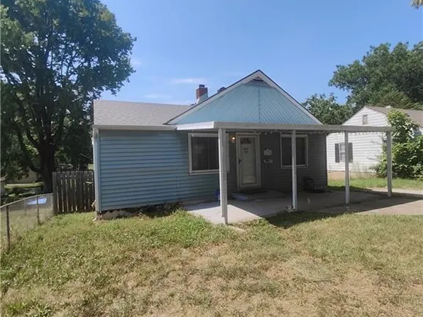 2310 S Hall Rd, Independence, MO 64052