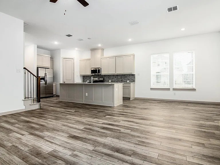 4549 English Maple Dr — Photo 8
