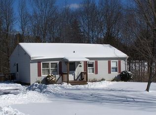 32 Bates Ln, Shawangunk, NY 12589