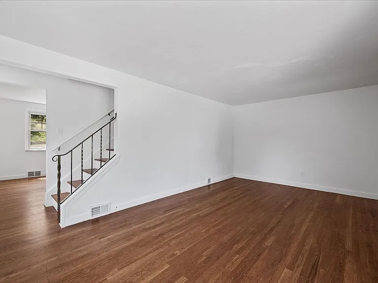 2182 Pauline Ave — Photo 26