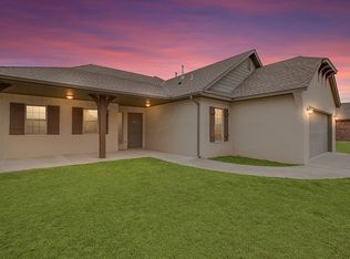 20741 Colony Ave, Harrah, OK 73045