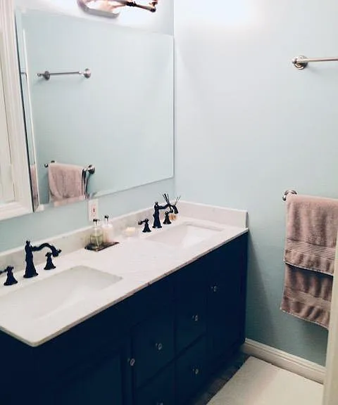 675 Middle Ave — Photo 16