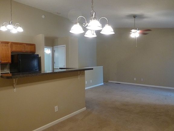 5th image of 7209 Long Shot Ln