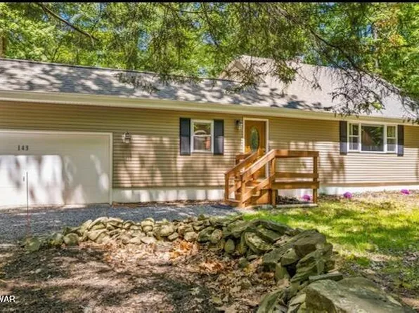 143 Ridge Rd, Pocono Lake, PA 18347