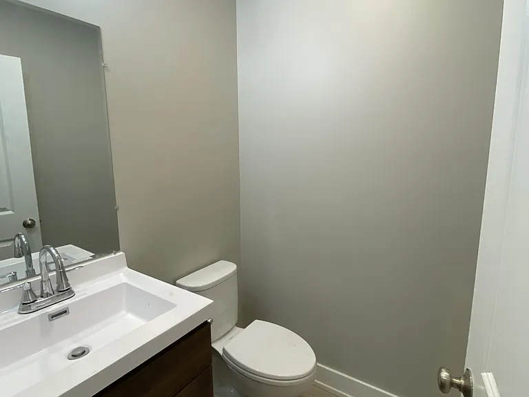 1836 W Augusta Blvd #1F — Photo 25