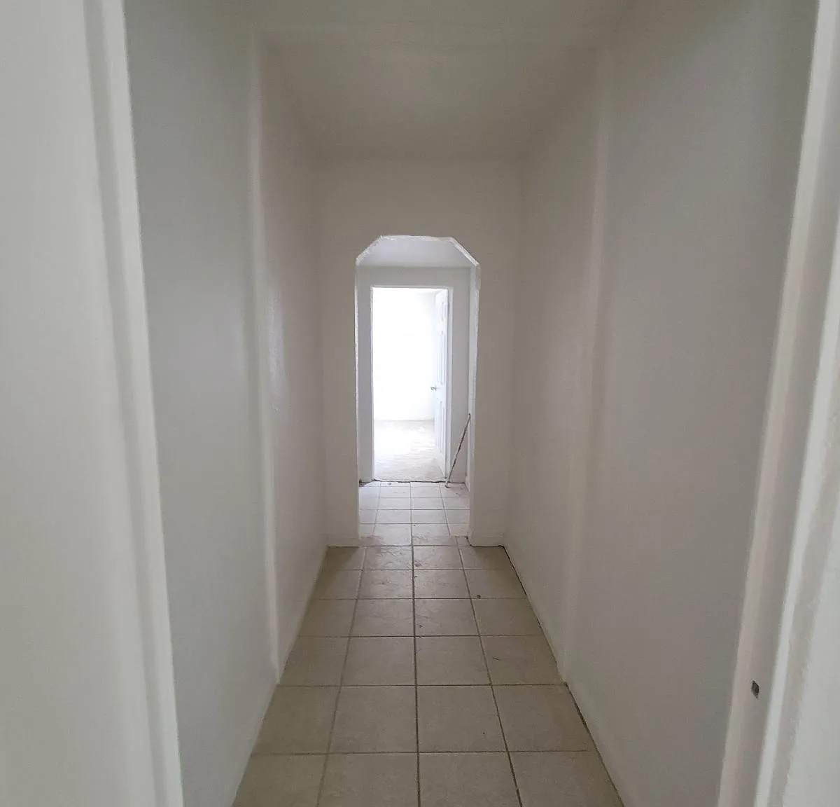 3 bed, 2.0 bath, 1263 sqft, $1,800 — Photo 4