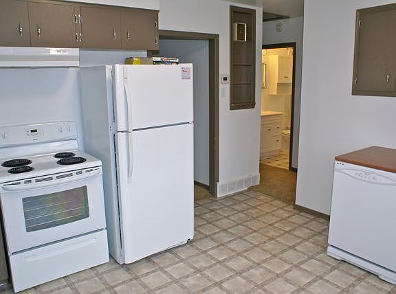 5 12013 67 St_03302018