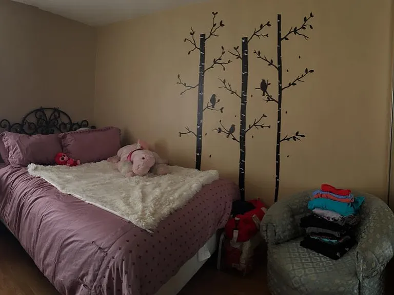 2nd Bedroom (2)