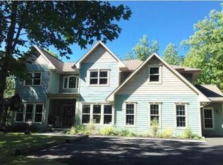 15 Noyes Rd, Vestal, NY 13850