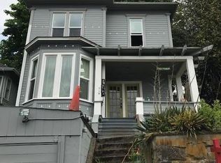 916 N Garden St APT 3, Bellingham, WA 98225