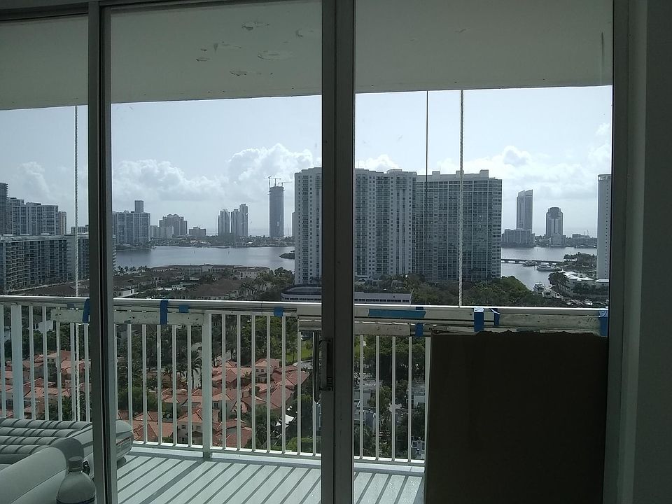 1st image of 2851 NE 183rd St APT 2103