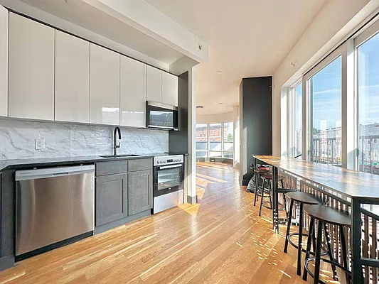 Rented by Doorway NYC, LLC | media 13