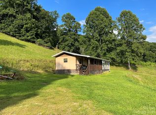 159 Cub Howell Rd, Bakersville, NC 28705