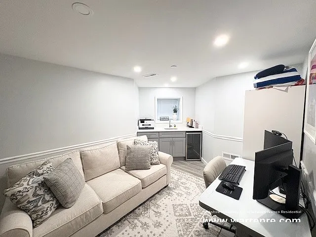 242R Broadway #1 — Photo 18