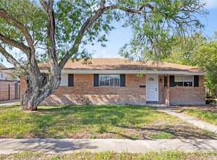 1713 Dallas St, Portland, TX 78374