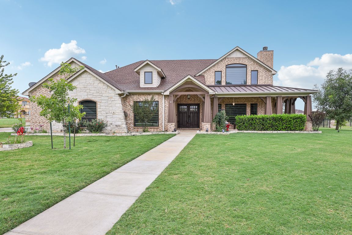 Creekwood Dr-S0709-002.jpg