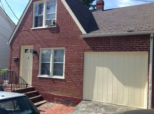 111 E Monmouth St, Winchester, VA 22601
