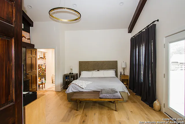 245 Calumet Pl — Photo 14