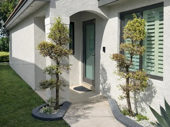 2478 SW 177th Ave, Hollywood, FL 33029
