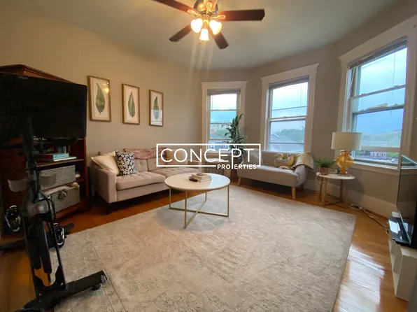 12 Pleasant St, Cambridge, MA 02139