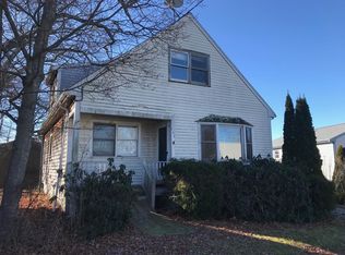 134 Hathaway Commons Rd, Fall River, MA 02720